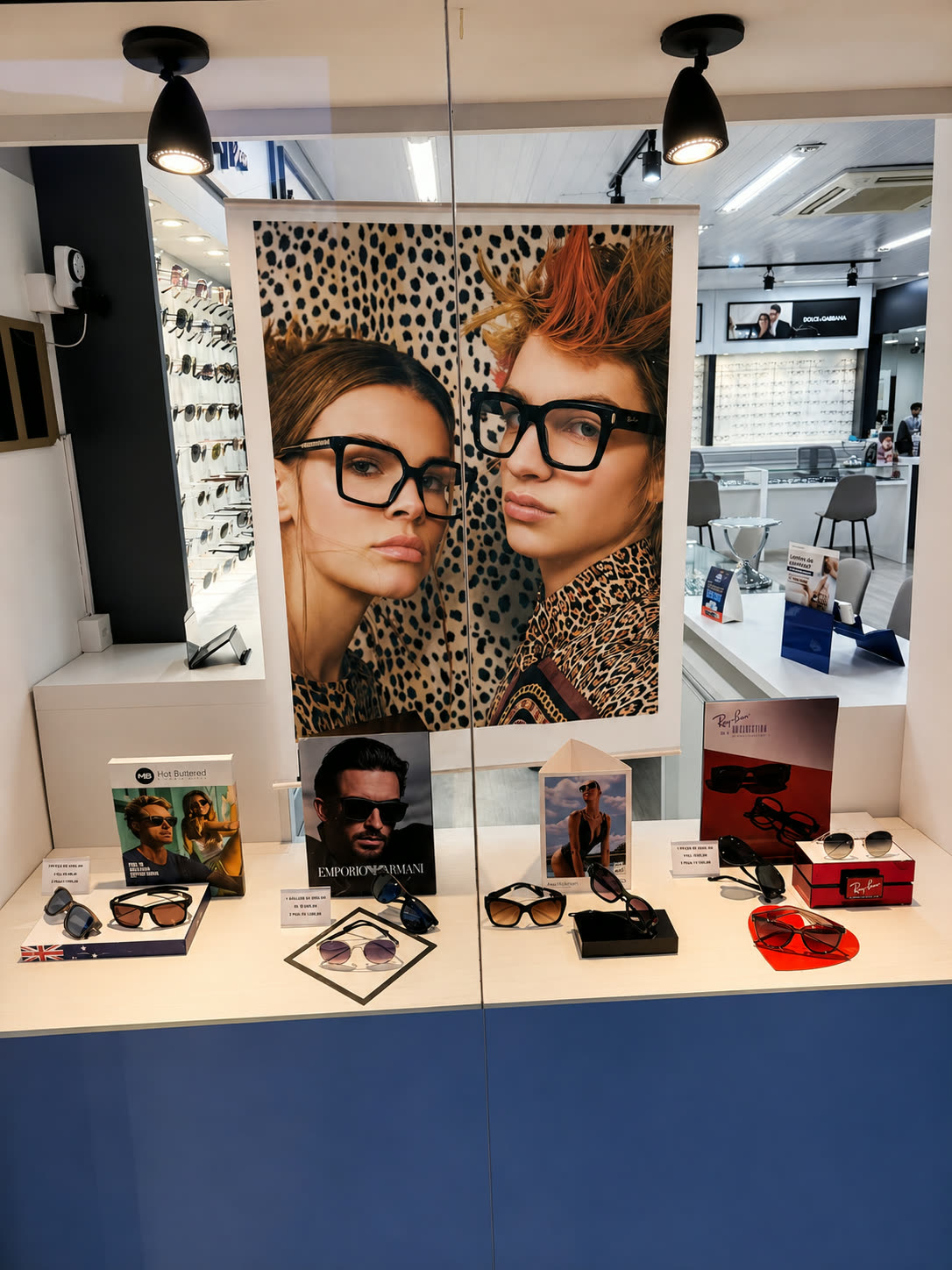 Lentes - Ótica Príncipe Joinville Vitrine com óculos e lentes de marcas na ótica em Joinville, Ótica Príncipe